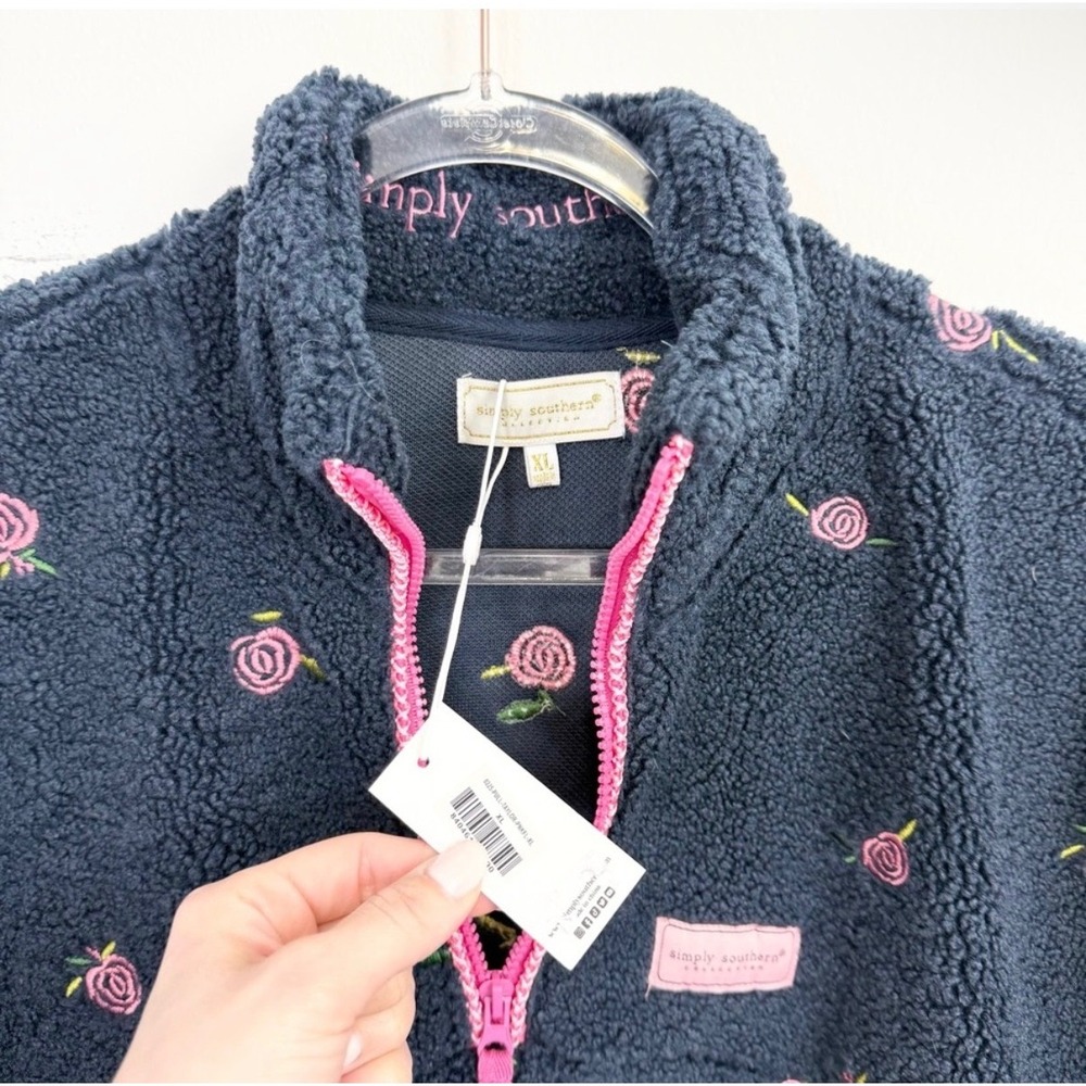 Simply Southern Taylor 1/2 Zip Sherpa Pullover Navy Pink Rose Embroidered XL - Picture 4 of 7